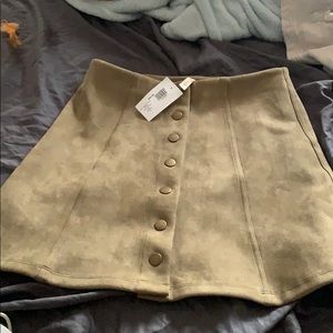 Skirt with tags